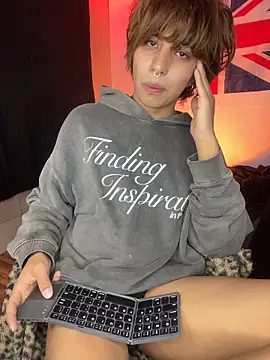 عرض كام Aronn_44