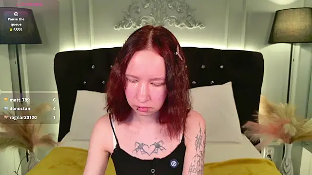 Chat XXX en directo de Mi_Mi_Mia
