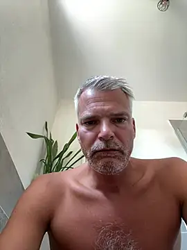 Thor-82 Show in webcam