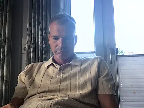 Thor-82 Webcam show
