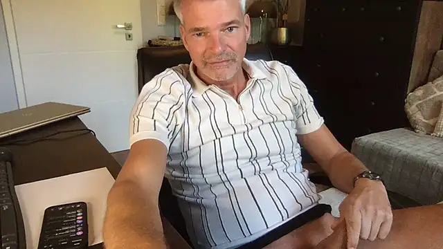 Thor-82 Webcam Show
