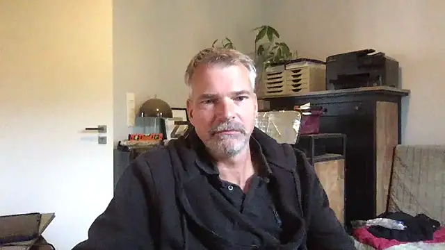 Thor-82 Show Webcam
