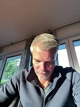 Thor-82 Webcam Show