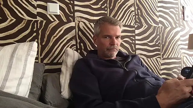 Thor-82 Webcam-Show