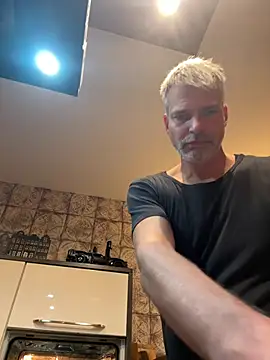 Thor-82 Webcam-Show