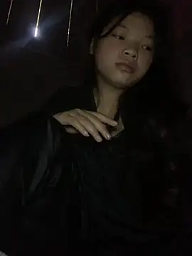 Cham-py 在線直播表演