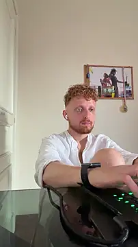 Red_dragon94 Show in webcam
