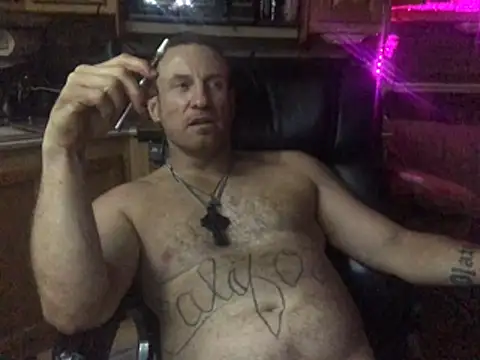 Tattoogonewild: διαδικτυακό σόου στην κάμερα