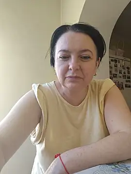 Show modela EmmaEmmy40 na web-kameri