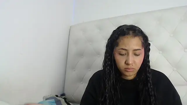 dafnne_and_thomas Show Webcam
