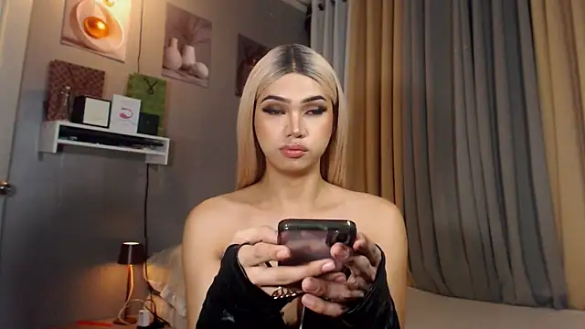 Lexi_ThunderFuck Pertunjukan Webcam