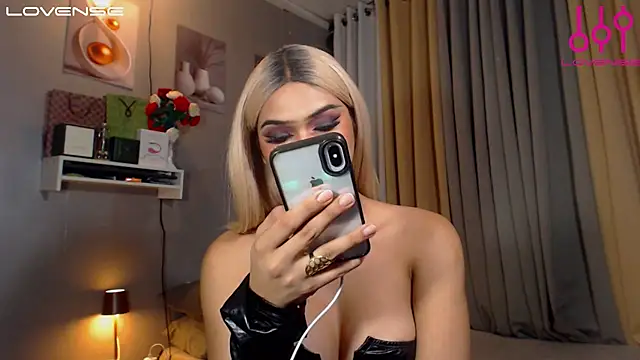 Lexi_ThunderFuckn Webbikameraesitys