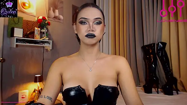 Show modela Lexi_ThunderFuck na web-kameri
