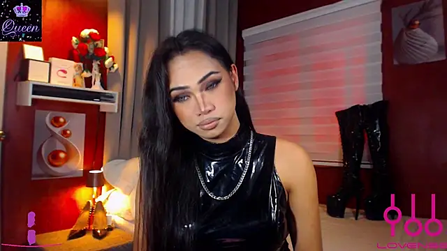 Lexi_ThunderFuck Show in webcam