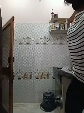 kiran-baby's Live XXX Chat