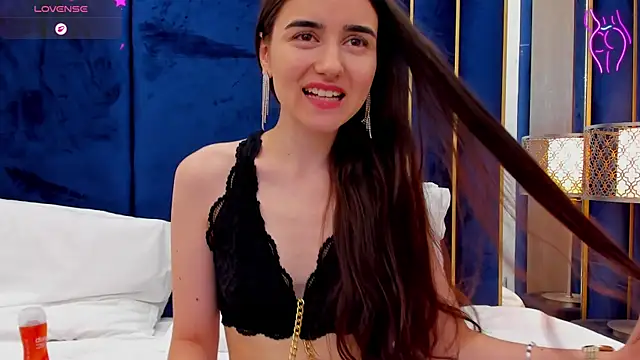 Chat XXX en directo de tenny_shy
