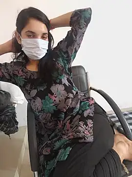 zoya_baby_ 网络视讯表演