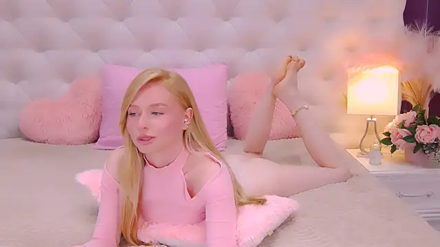 RheaSky's Live XXX Chat