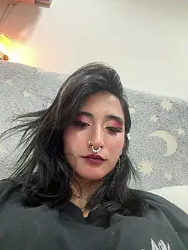 Chatroom XXX en direct de Lunapage_