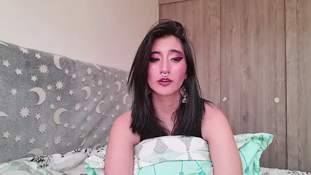 Lunapage_ Adlı Modelin Canlı XXX Sohbeti