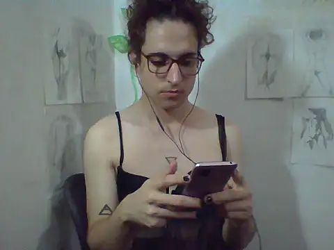 LaCuerva Pertunjukan Webcam