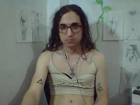 הופעת וובקאם של LaCuerva