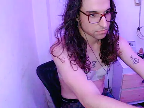 LaCuerva Show in webcam