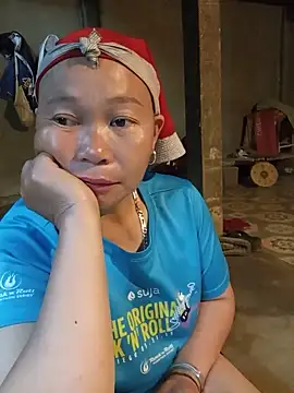 yaja-chan 网络视讯表演