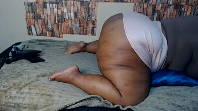 ThickAssMammie26: онлайн-секс-чат