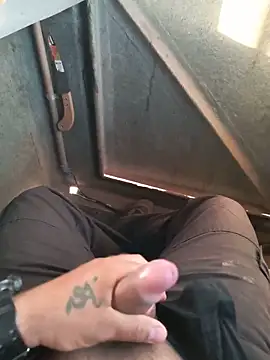 Helsink88's Live XXX Chat