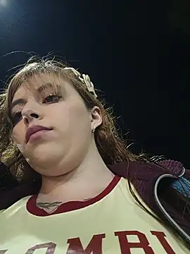 Isabella__Risky 在線直播表演