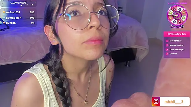 kitty_patitas_suavesssn Webbikameraesitys