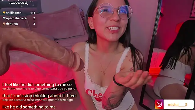 Chat +18 de kitty_patitas_suavesss ao vivo