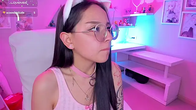 kitty_patitas_suavesss Live XXX-Chat