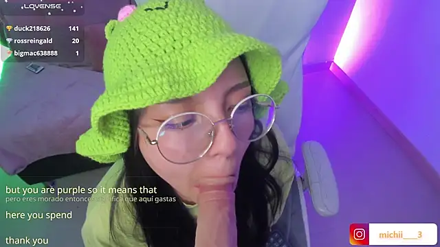kitty_patitas_suavesss' Live XXX Chat