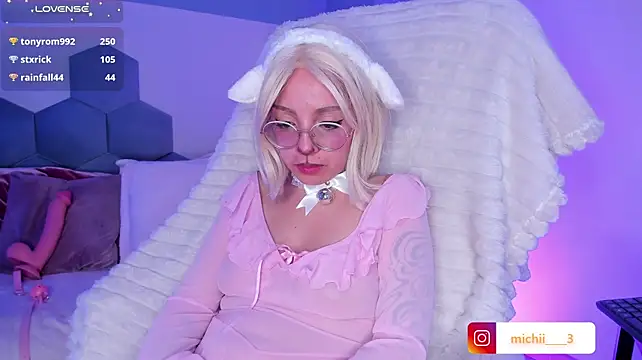 kitty_patitas_suavesss 网络视讯表演