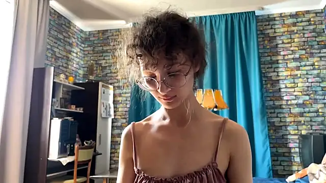 CurlyWinx's Live Chat Room