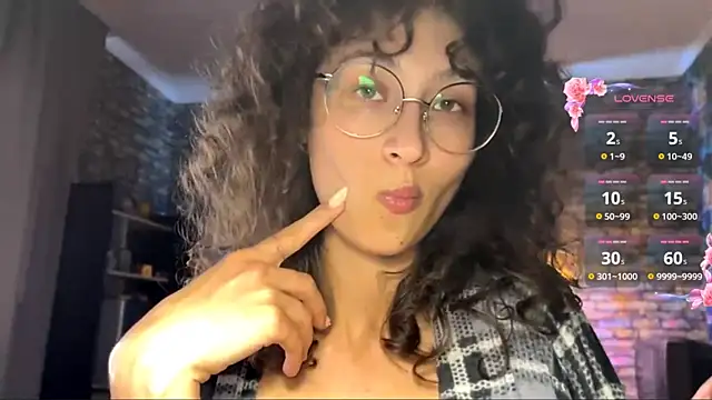 Chat +18 de CurlyWinx ao vivo