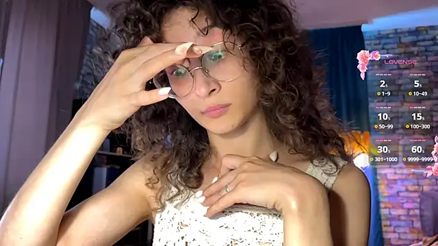CurlyWinx – webcam-show