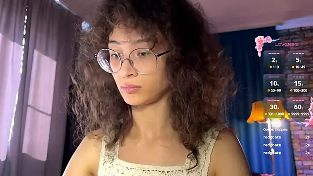 חדר צ'אט בשידור חי של CurlyWinx