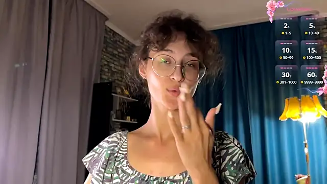 CurlyWinx Chat XXX live