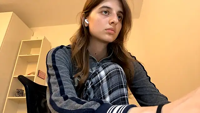 ActaedCottage's Live Chat Room
