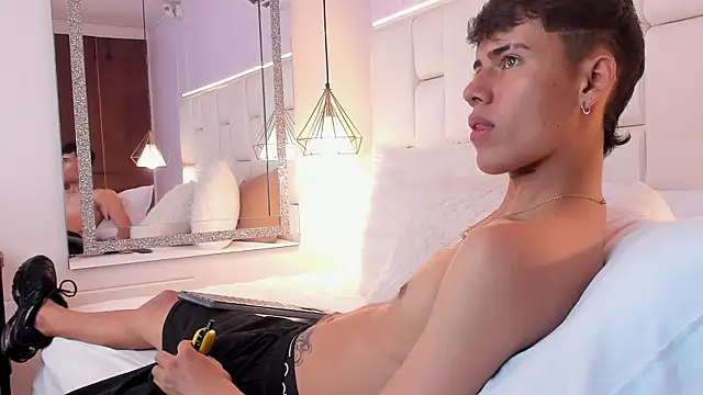 JacobFerrer webcam show