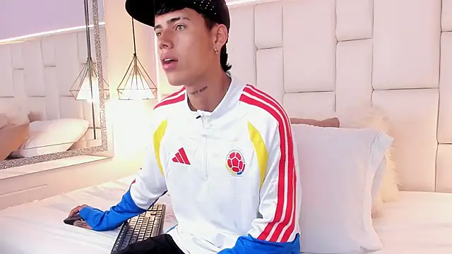 JacobFerrer Adlı Modelin Web Kamerası Şovu