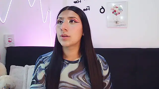 Chat XXX en directo de Sara_Blum