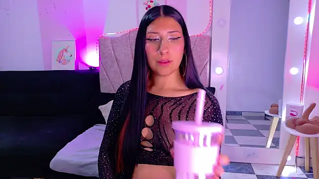 Sara_Blum Webcamshow