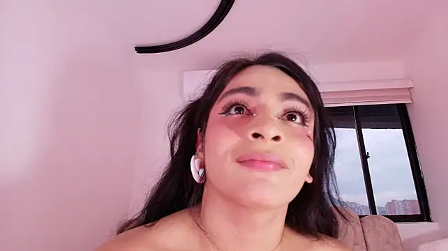 Malaia_thompson_'s Webcam Show