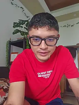 SAMY_AND_FRIENDSS Show Webcam