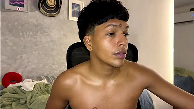 Brad_bonnet_ Webcam-Show