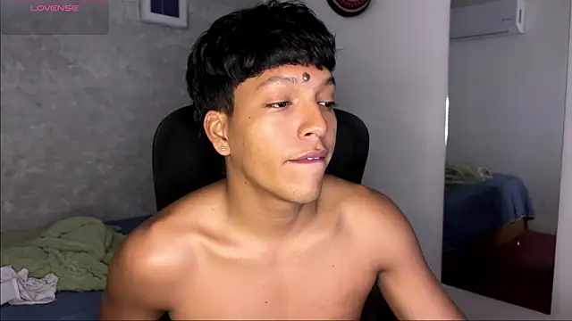 Brad_bonnet_ Webcam-Show
